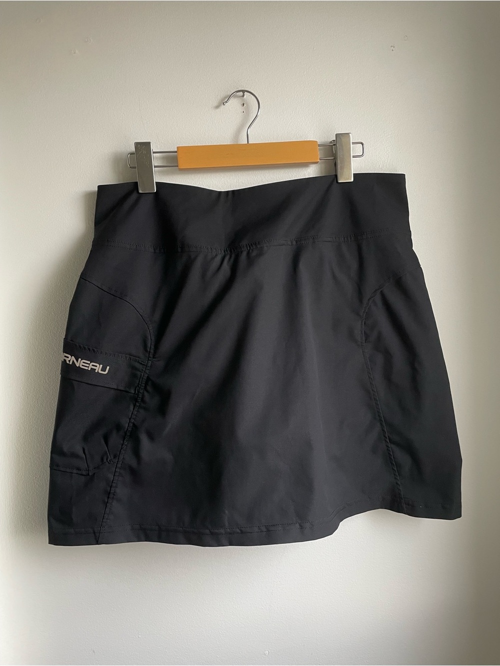 Louis Garneau Black Padded Cycling Skort-size L